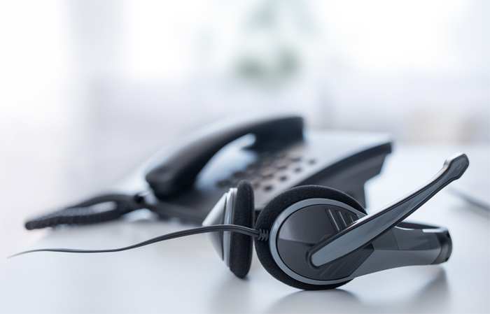How to Contact Recruiting Sources Over the Phone