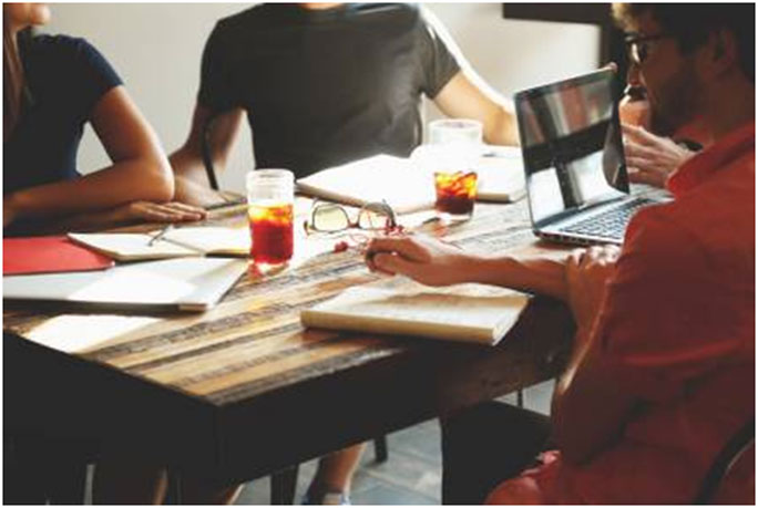 How can managers better reward employees? It starts with the job description. How can managers better reward employees? It starts with the job description.