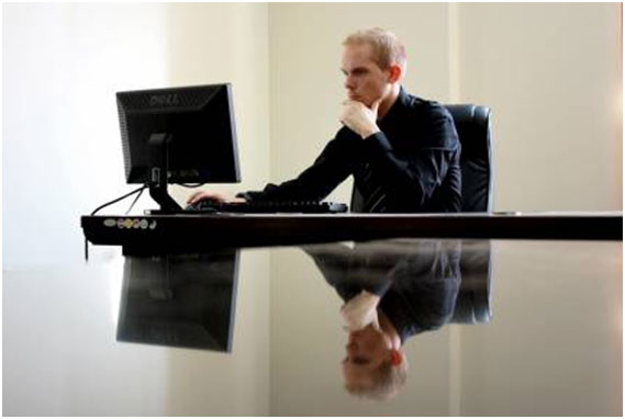 What sets Canada apart from the U.S. in how it practices public relations? What sets Canada apart from the U.S. in how it practices public relations?